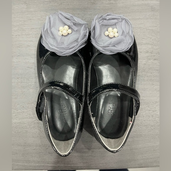 Flower Dress Shoes for Girls Size 9.5-10 - Picture 3 of 4